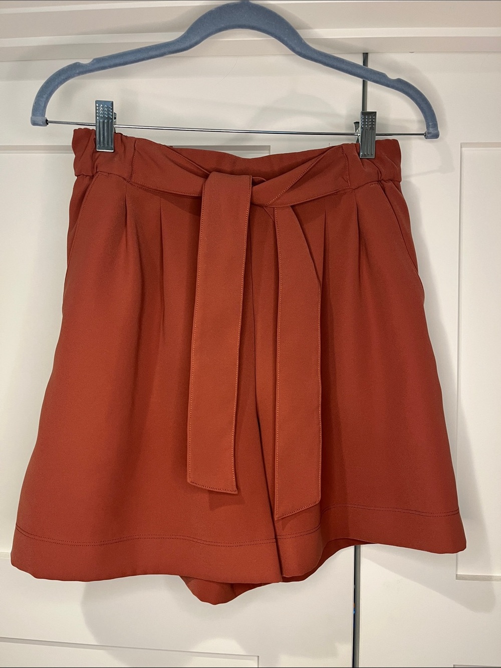 lululemon athletica Noir Short 6 Like New